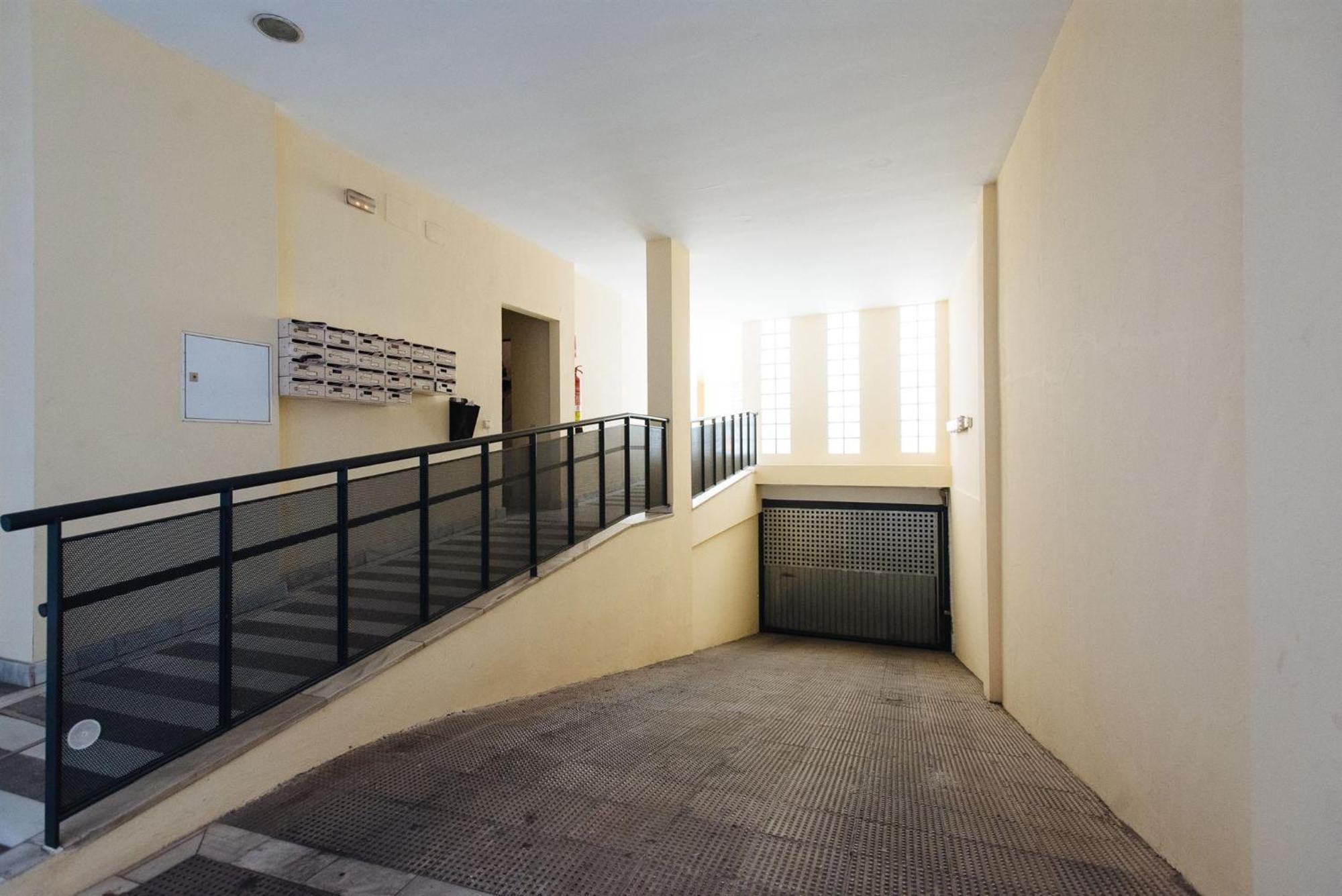 El Refugio De San Luis Con Parking Opcional Apartment Sevilla Bagian luar foto