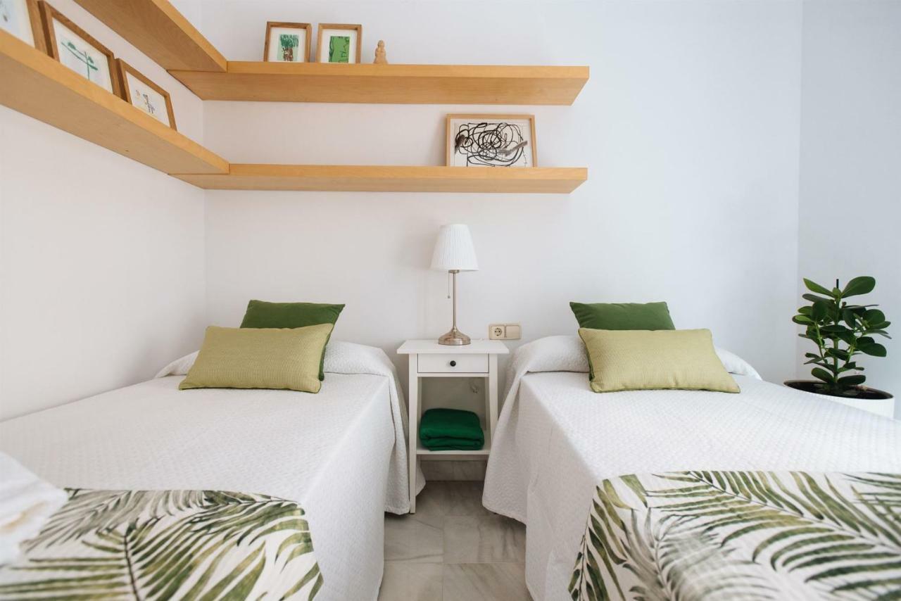 El Refugio De San Luis Con Parking Opcional Apartment Sevilla Bagian luar foto