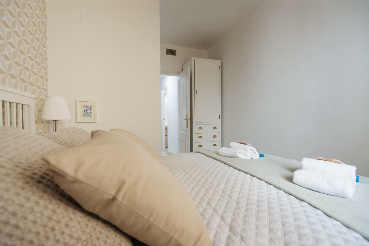 El Refugio De San Luis Con Parking Opcional Apartment Sevilla Bagian luar foto