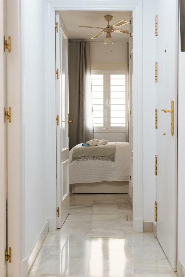 El Refugio De San Luis Con Parking Opcional Apartment Sevilla Bagian luar foto